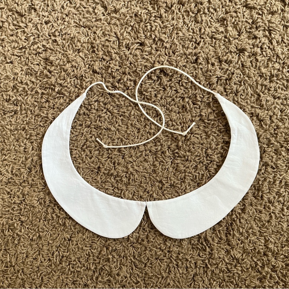 NWOT~ White Peter Pan Collar Add-On Accessory, 60’s Inspired, Mod